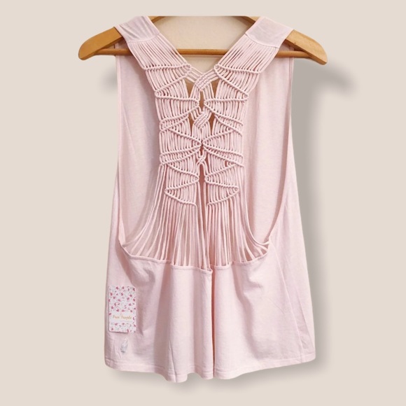 FREE PEOPLE Wilder Macrame Racerback Tank BNWT - Picture 3 of 13